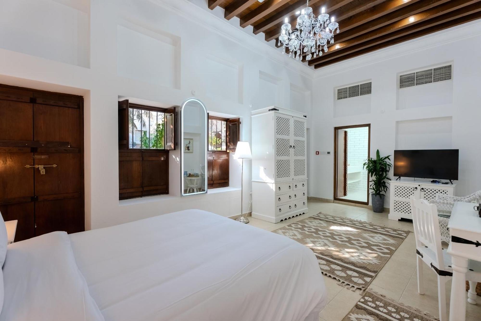 Arabian Boutique Hotel Dubai Exterior photo